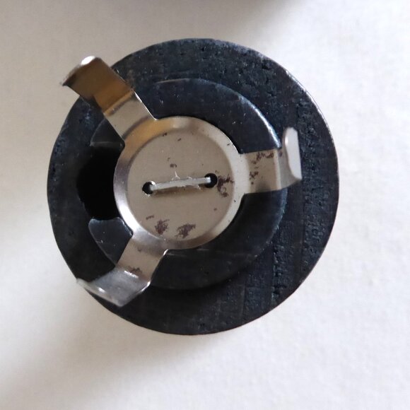 NEW 5.5” KADEN & STRACO ERZGEBIRGISCHE GERMAN NIGHT WATCHMAN INCENSE SMOKER - Picture 10 of 15